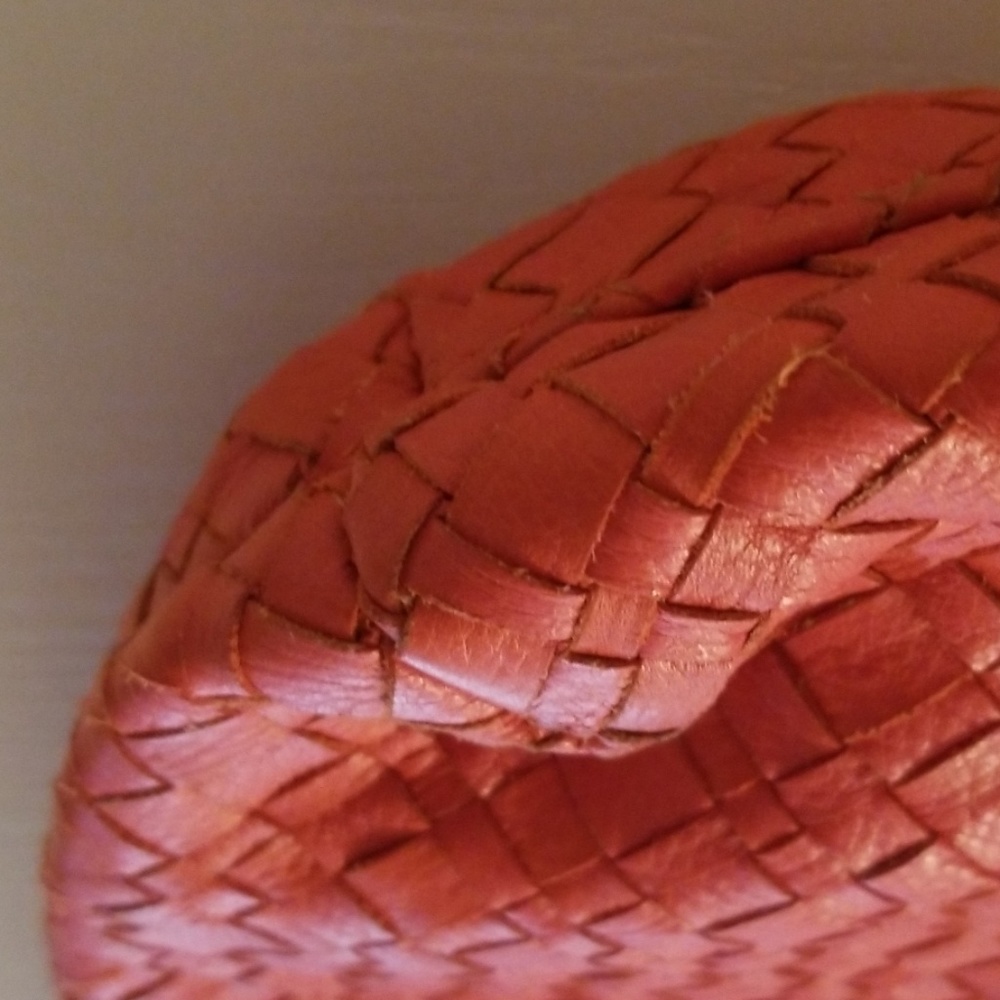 Handbag - Picture 3 of 5